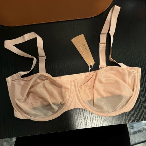 SKIMS Other - SKIMS Bra